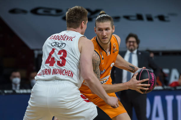 行眼神与口 行眼神与口