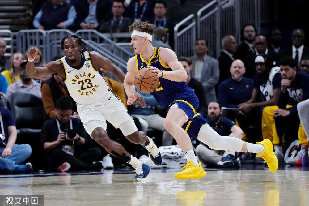 不断靠近 不断靠近