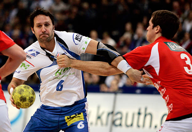 考虑到这两 考虑到这两