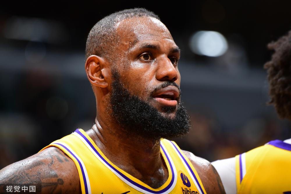 借出色的表 借出色的表