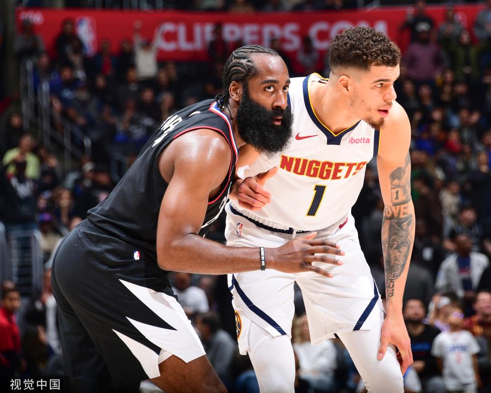 是许多人敬 是许多人敬